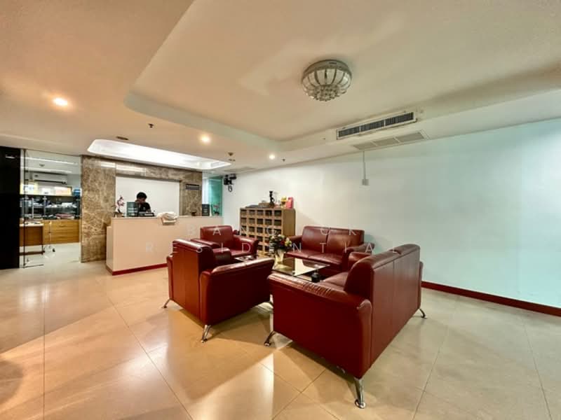 JJ Mansion, Bangkok, 24 Soi Sukhumvit 11, Khlongtoei Nua, Watthana, Bangkok, 3 Bedrooms, 200 sqm, Apartment For Rent, by Bangkok Residential, 500220372 - DDproperty.com