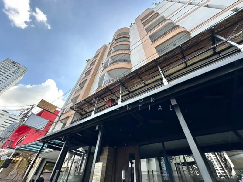 JJ Mansion, Bangkok, 24 Soi Sukhumvit 11, Khlongtoei Nua, Watthana, Bangkok, 3 Bedrooms, 200 sqm, Apartment For Rent, by Bangkok Residential, 500220372 - DDproperty.com