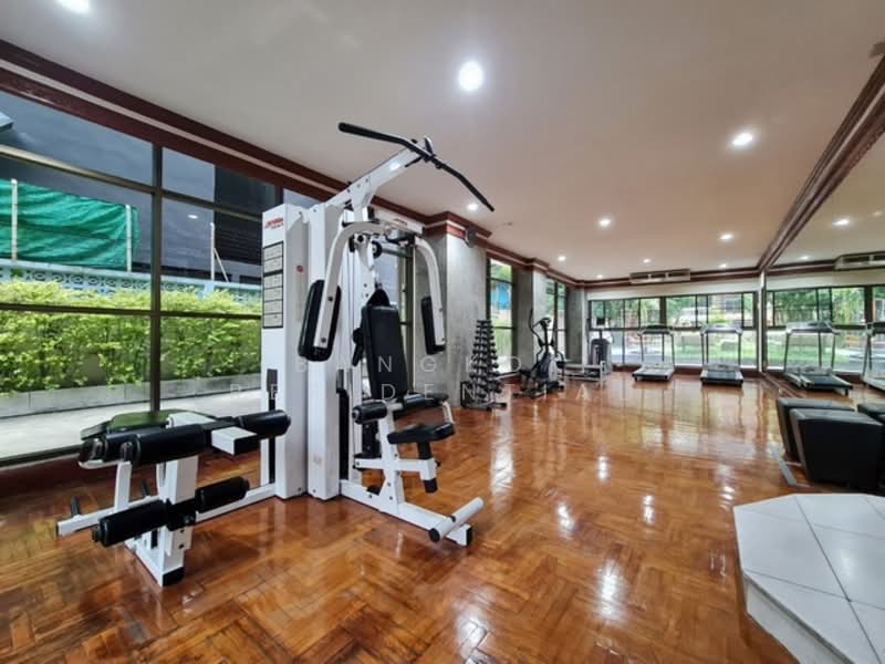 Rishi Court, Bangkok, 47 Soi Sukhumvit 15, Khlongtoei Nua, Watthana, Bangkok, 3 Bedrooms, 201 sqm, Apartment For Rent, by Bangkok Residential, 500220378 - DDproperty.com