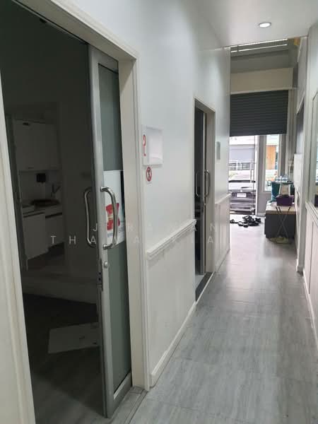 Townplus Prachauthit, Bangkok, Prachauthit Road, Thung Khru, Thung Khru, Bangkok, 3 Bedrooms, 245 sqm, Townhouse For Sale, by Jirawan Thawatkiattisak (Eve), 500220388 - DDproperty.com