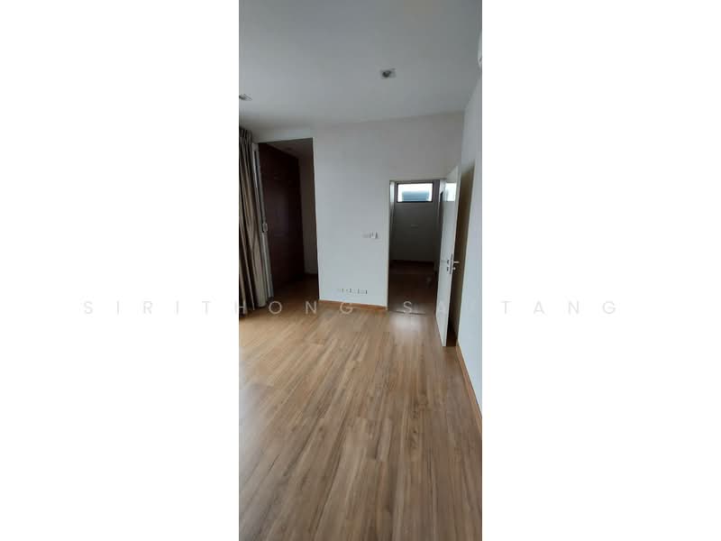 Baan Klang Muang Classe Ekkamai-Ramintra, Bangkok, Sukhonthasawat Road, Lat Phrao, Lat Phrao, Bangkok, 4 Bedrooms, 241 sqm, Single Detached House For Sale, by Sirithong Saetang, 500220395 - DDproperty.com