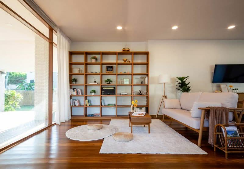 Beautiful house in Sriracha, great location, near Assumption School Sriracha., Chon Buri (Pattaya), Surasak, Si Racha, Chon Buri (Pattaya), 4 Bedrooms, 400 sqm, Single Detached House For Sale, by A House Property Co.,Ltd., 500220425 - DDproperty.com