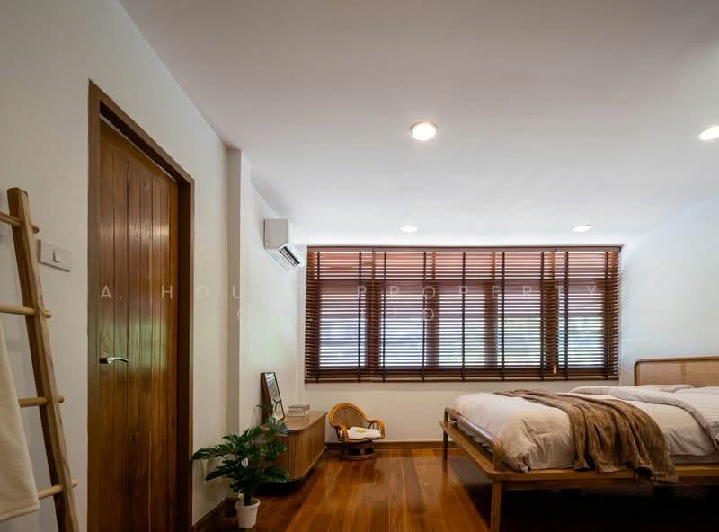 Beautiful house in Sriracha, great location, near Assumption School Sriracha., Chon Buri (Pattaya), Surasak, Si Racha, Chon Buri (Pattaya), 4 Bedrooms, 400 sqm, Single Detached House For Sale, by A House Property Co.,Ltd., 500220425 - DDproperty.com