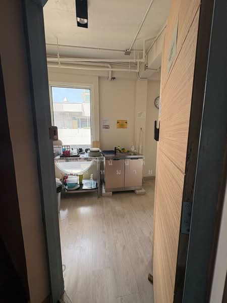 Space for Rent in Thonglor Main Road Ideal for Bar, Airbnb, Co-Working Space, Bangkok, Khlong Tan Nua, Watthana, Bangkok, , 560 sqm, Retail Space For Rent, by Chutinun Mungmai, 500220432 - DDproperty.com