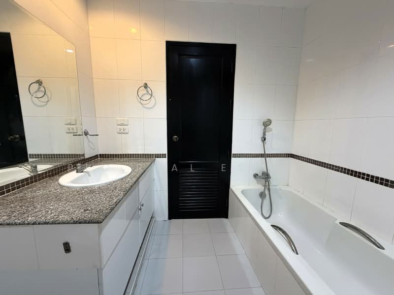 Platinum Suites Condominium Jomtien, Chon Buri (Pattaya), พัทยา พัทยา, Nong Pru, Bang Lamung (Pattaya), Chon Buri (Pattaya), 1 Bedroom, 51 sqm, Condo For Sale, by PLC real estate, 500220435 - DDproperty.com