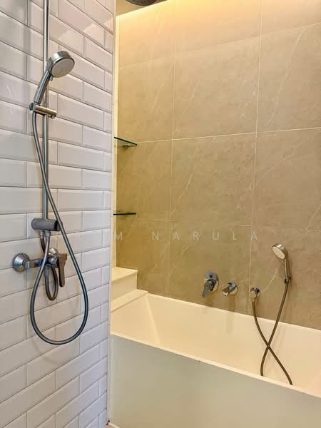 Siamese Exclusive 42, Bangkok, 19 Sukhumvit 42, Khlong Toei, Khlong Toei, Bangkok, 2 Bedrooms, 52 sqm, Condo For Sale, by Prem Narula, 500220441 - DDproperty.com