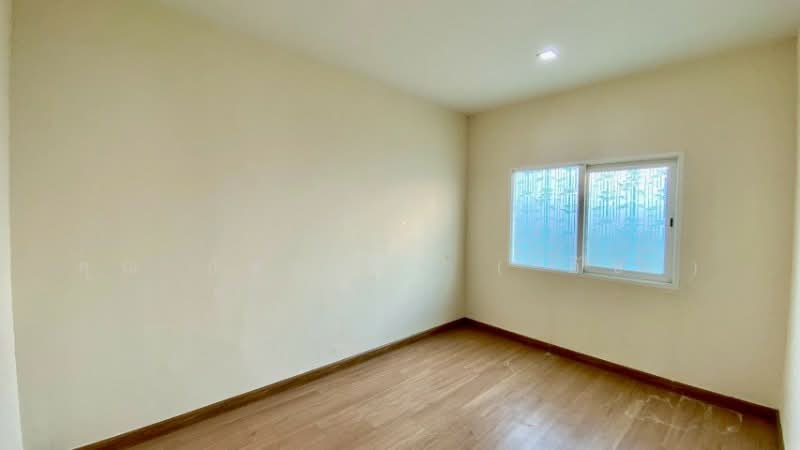 Golden Town Chaiyaphruek – Wongwean, Nonthaburi, Bang Kluai - Sai Noi Road, Sai Noi, Sai Noi, Nonthaburi, 4 Bedrooms, 131 sqm, Townhouse For Sale, by คุณ อัษธรรม ( อัษ ), 500220464 - DDproperty.com