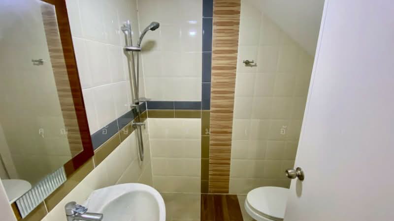 Golden Town Chaiyaphruek – Wongwean, Nonthaburi, Bang Kluai - Sai Noi Road, Sai Noi, Sai Noi, Nonthaburi, 4 Bedrooms, 131 sqm, Townhouse For Sale, by คุณ อัษธรรม ( อัษ ), 500220464 - DDproperty.com