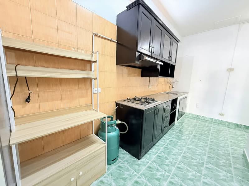 East Pattaya Townhome for Sale 2 Bedroom Corner Unit, Chon Buri (Pattaya), Bang Lamung, Bang Lamung (Pattaya), Chon Buri (Pattaya), 2 Bedrooms, 128 sqm, Townhouse For Sale, by PLC real estate, 500220468 - DDproperty.com