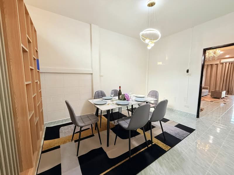 East Pattaya Townhome for Sale 2 Bedroom Corner Unit, Chon Buri (Pattaya), Bang Lamung, Bang Lamung (Pattaya), Chon Buri (Pattaya), 2 Bedrooms, 128 sqm, Townhouse For Sale, by PLC real estate, 500220468 - DDproperty.com