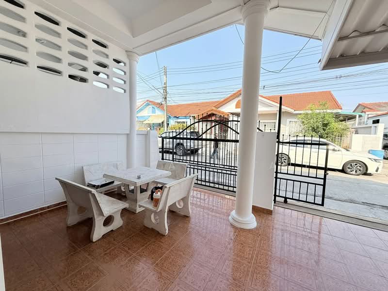 East Pattaya Townhome for Sale 2 Bedroom Corner Unit, Chon Buri (Pattaya), Bang Lamung, Bang Lamung (Pattaya), Chon Buri (Pattaya), 2 Bedrooms, 128 sqm, Townhouse For Sale, by PLC real estate, 500220468 - DDproperty.com