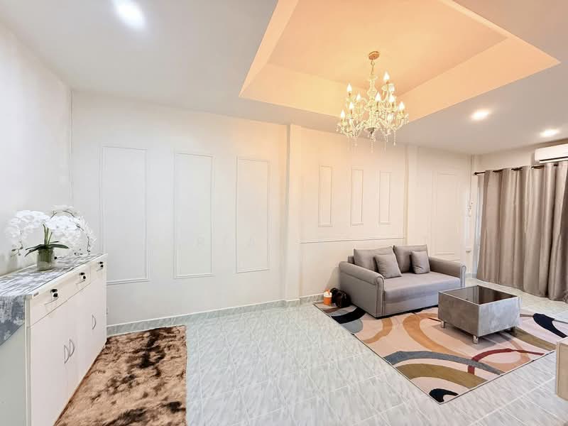 ทาวน์โฮมพัทยาตะวันออก ขาย 2 ห้องนอน หลังมุม รีโนเวทใหม่ พร้อมอยู่, ชลบุรี, บางละมุง, บางละมุง, ชลบุรี, 128 ตร.ม., ทาวน์เฮ้าส์ ขาย, โดย PLC real estate, 500220468 - DDproperty.com