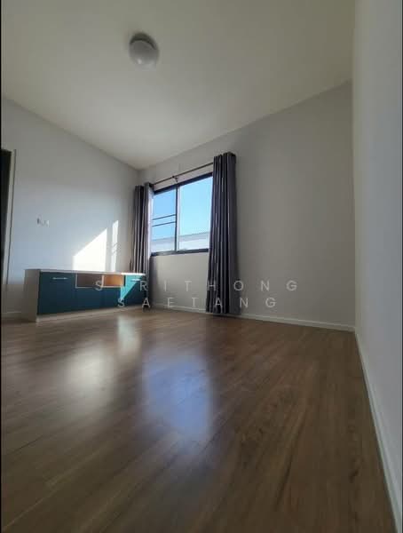 Baan Klang Muang Ramintra-Watcharapol, Bangkok, Chalong Rat Expressway, O-Ngoen, Sai Mai, Bangkok, 3 Bedrooms, 145 sqm, Townhouse For Sale, by Sirithong Saetang, 500220473 - DDproperty.com