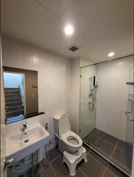 Baan Klang Muang Ramintra-Watcharapol : บ้านกลางเมือง รามอินทรา-วัชรพล, กรุงเทพ, ทางพิเศษฉลองรัช, ออเงิน, สายไหม, กรุงเทพ, 145 ตร.ม., ทาวน์เฮ้าส์ ขาย, โดย Sirithong Saetang, 500220473 - DDproperty.com