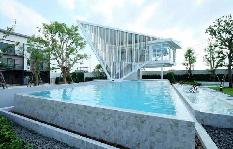 Baan Klang Muang Ramintra-Watcharapol, Bangkok, Chalong Rat Expressway, O-Ngoen, Sai Mai, Bangkok, 3 Bedrooms, 145 sqm, Townhouse For Sale, by Sirithong Saetang, 500220473 - DDproperty.com