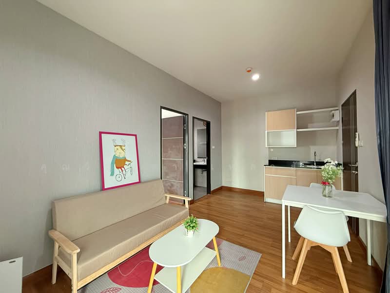 Lamour Condo Lumlukka-Klong 2, Pathum Thani, Soi Lumlukka 19/2, Lumlukka Road, Khu Khot, Lam Luk Ka, Pathum Thani, 1 Bedroom, 33 sqm, Condo For Sale, by คุณวิญญุดา เหล่าสันน์, 500220485 - DDproperty.com