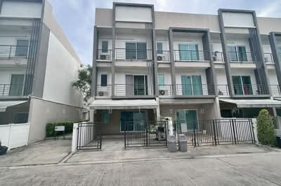 ขาย - Baan Klang Muang Sukhumvit 77 : บ้านกลางเมือง สุขุมวิท 77, กรุงเทพ