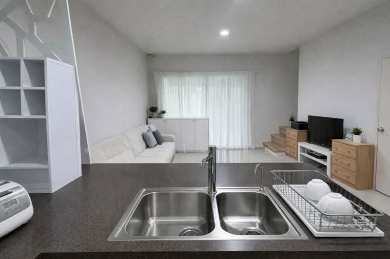 Baan Klang Muang Sukhumvit 77, Bangkok, Soi On Nut 17, Suan Luang, Suan Luang, Bangkok, 3 Bedrooms, 178 sqm, Townhouse For Sale, by สง่าชัย ไทรทองคำ, 500220495 - DDproperty.com