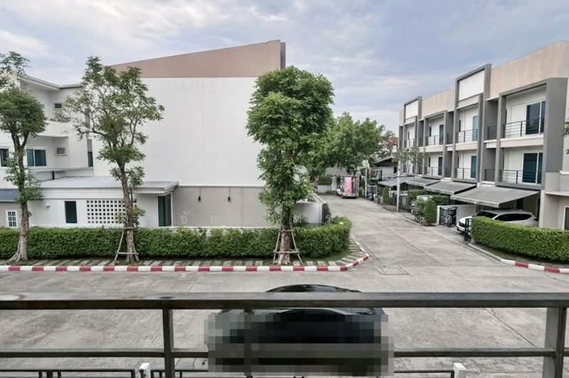 Baan Klang Muang Sukhumvit 77, Bangkok, Soi On Nut 17, Suan Luang, Suan Luang, Bangkok, 3 Bedrooms, 178 sqm, Townhouse For Sale, by สง่าชัย ไทรทองคำ, 500220495 - DDproperty.com