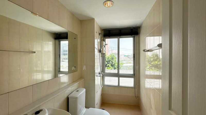 Baan Klang Muang Ladprao 71 : บ้านกลางเมือง ลาดพร้าว 71, กรุงเทพ, ซอยนาคนิวาส 34, ลาดพร้าว, ลาดพร้าว, กรุงเทพ, 167 ตร.ม., ทาวน์เฮ้าส์ ขาย, โดย จิตติมา TT, 500220506 - DDproperty.com