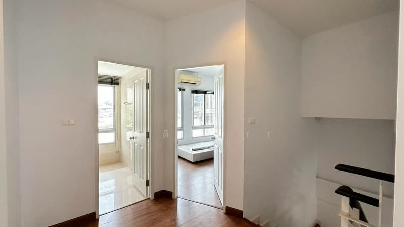 Baan Klang Muang Ladprao 71, Bangkok, Soi Nakniwat 34, Lat Phrao, Lat Phrao, Bangkok, 3 Bedrooms, 167 sqm, Townhouse For Sale, by จิตติมา TT, 500220506 - DDproperty.com