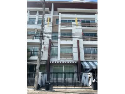 ขาย - หมู่บ้านกลางเมืองเออบาเนี่ยน ลาดพร้าว71 นาคนิวาส10, กรุงเทพ