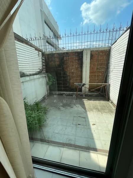 หมู่บ้านกลางเมืองเออบาเนี่ยน ลาดพร้าว71 นาคนิวาส10, Bangkok, -, Lat Phrao, Lat Phrao, Bangkok, , 265 sqm, Shophouse For Sale, by อุมาพร นิเวศบวรชัย, 500220517 - DDproperty.com