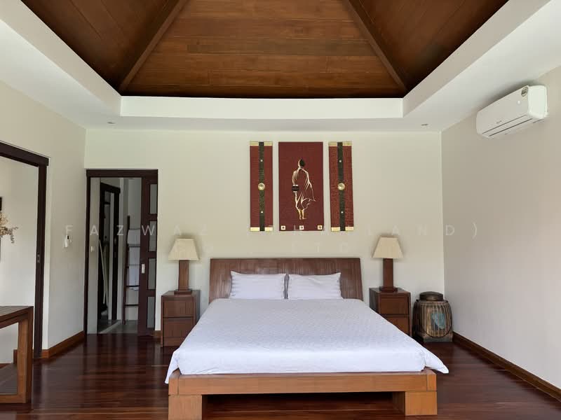 Urgent Sale: Luxury 2BR Pool Villa in Rawai Phuket Near Nai Harn Beach, Phuket, Rawai, Muang Phuket, Phuket, 2 Bedrooms, 220 sqm, Villa For Sale, by Fazwaz (Thailand) Co., Ltd., 500220519 - DDproperty.com