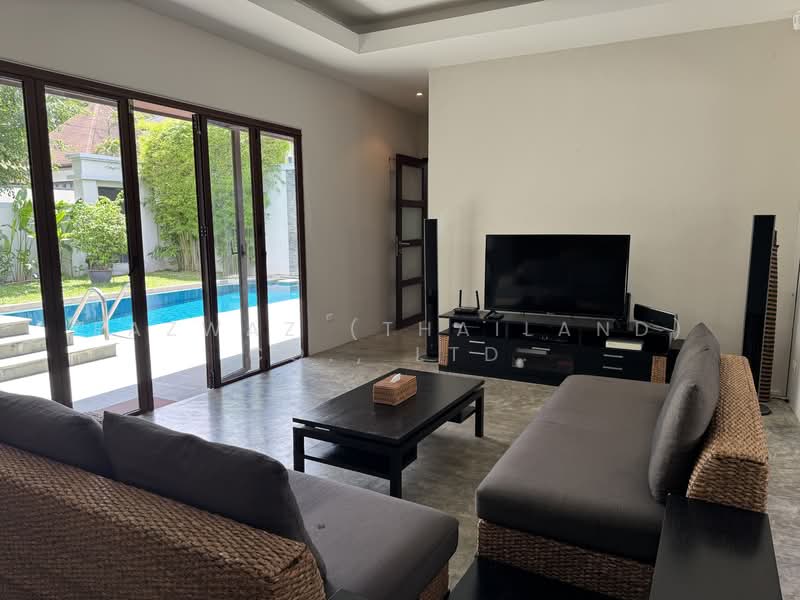 Urgent Sale: Luxury 2BR Pool Villa in Rawai Phuket Near Nai Harn Beach, Phuket, Rawai, Muang Phuket, Phuket, 2 Bedrooms, 220 sqm, Villa For Sale, by Fazwaz (Thailand) Co., Ltd., 500220519 - DDproperty.com