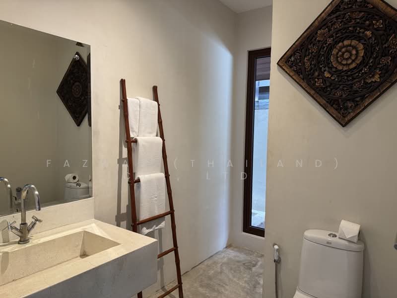 Urgent Sale: Luxury 2BR Pool Villa in Rawai Phuket Near Nai Harn Beach, Phuket, Rawai, Muang Phuket, Phuket, 2 Bedrooms, 220 sqm, Villa For Sale, by Fazwaz (Thailand) Co., Ltd., 500220519 - DDproperty.com