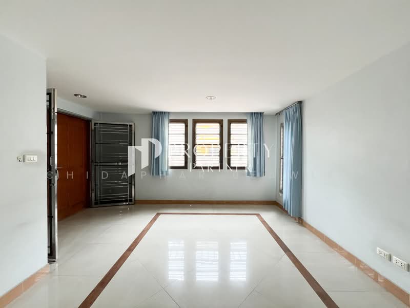 Rueang Siri Village, Bangkok, Soi Rueang Siri, Bang Chak, Phra Khanong, Bangkok, 5 Bedrooms, 888 sqm, Single Detached House For Sale, by Chidaphar Beawlek, 500220531 - DDproperty.com