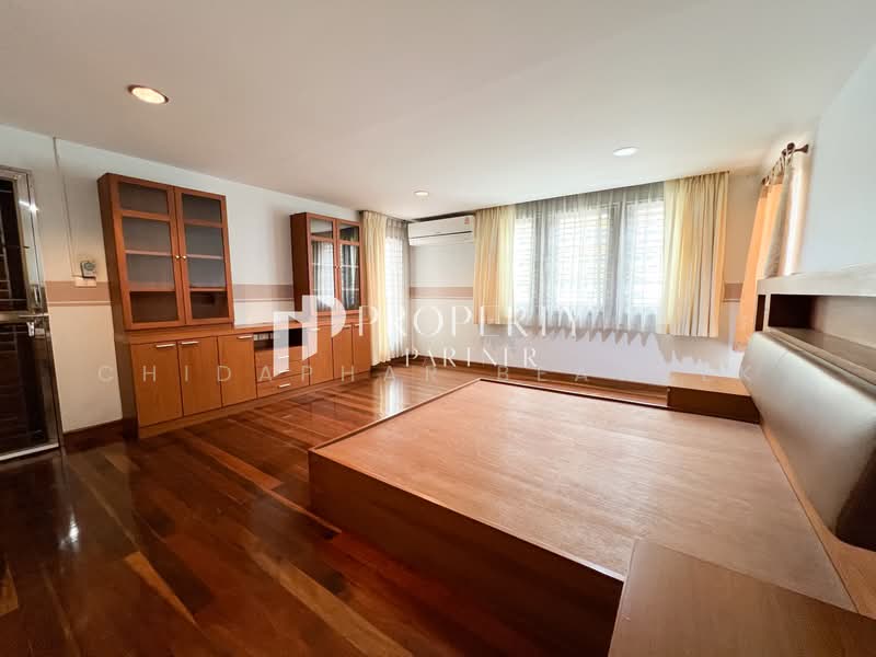 Rueang Siri Village, Bangkok, Soi Rueang Siri, Bang Chak, Phra Khanong, Bangkok, 5 Bedrooms, 888 sqm, Single Detached House For Sale, by Chidaphar Beawlek, 500220531 - DDproperty.com