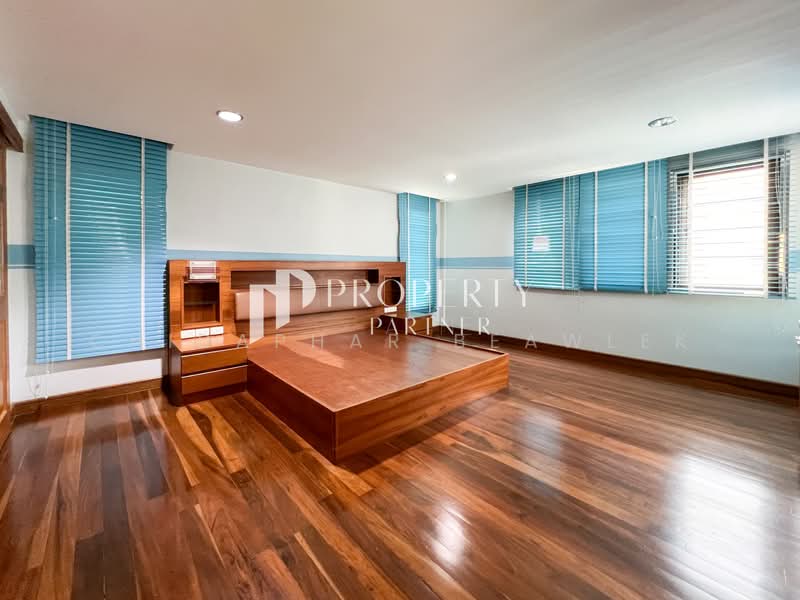 Rueang Siri Village, Bangkok, Soi Rueang Siri, Bang Chak, Phra Khanong, Bangkok, 5 Bedrooms, 888 sqm, Single Detached House For Sale, by Chidaphar Beawlek, 500220531 - DDproperty.com