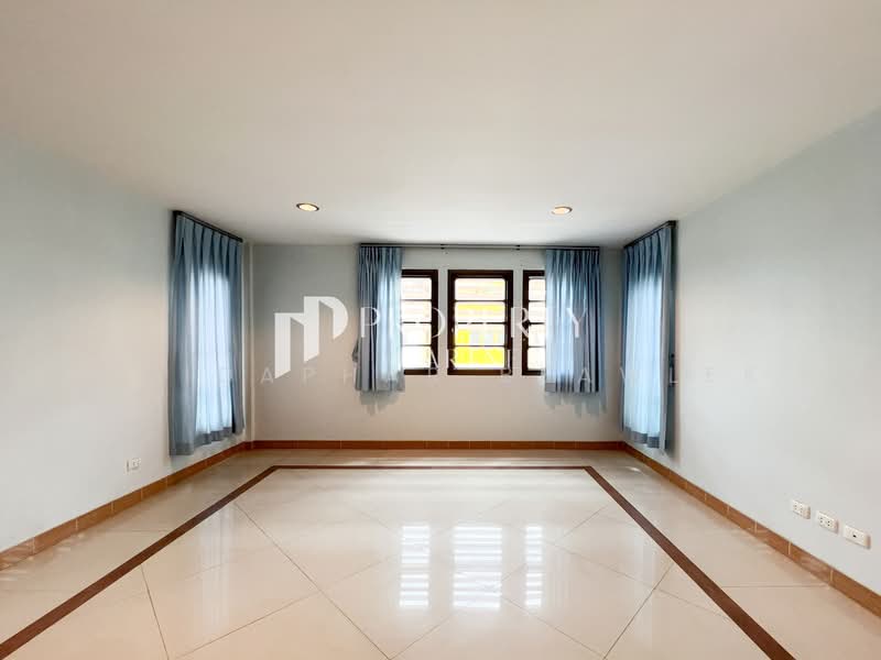 Rueang Siri Village, Bangkok, Soi Rueang Siri, Bang Chak, Phra Khanong, Bangkok, 5 Bedrooms, 888 sqm, Single Detached House For Sale, by Chidaphar Beawlek, 500220531 - DDproperty.com