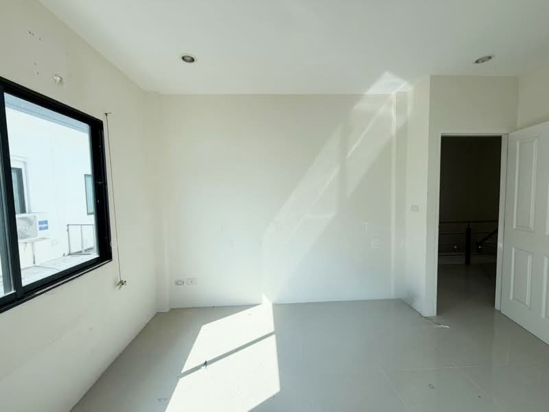 Siratcha Easton Town, Chon Buri (Pattaya), Phan Thong, Phan Thong, Chon Buri (Pattaya), 3 Bedrooms, 100 sqm, Townhouse For Sale, by The Best Property Agent เก๋, 500220532 - DDproperty.com