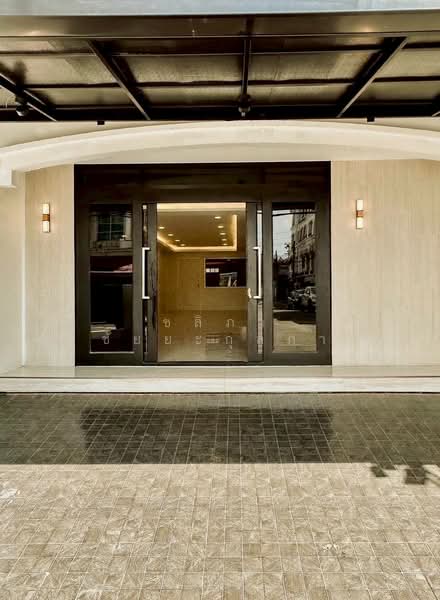 บ้านกลางเมือง พระรามเก้า-ลาดพร้าว, Bangkok, Lat Phrao, Lat Phrao, Bangkok, 4 Bedrooms, 260 sqm, Semi-Detached House (Twin House) For Sale, by ชลิภา ชัยยะกุลภา, 500220533 - DDproperty.com