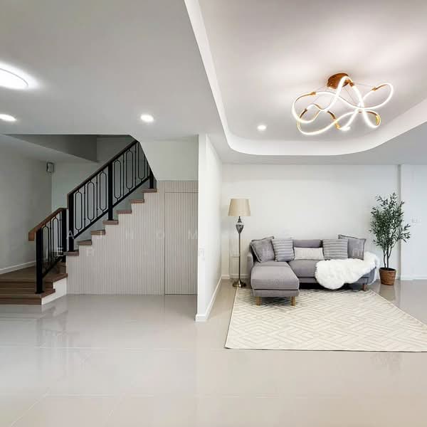 บ้านกลางเมือง พระราม 9 ซ.43, Bangkok, Suan Luang, Suan Luang, Bangkok, 4 Bedrooms, 190 sqm, Townhouse For Sale, by AJHOMECENTER - คุณแบงค์, 500220556 - DDproperty.com