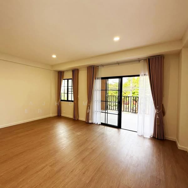 บ้านกลางเมือง พระราม 9 ซ.43, Bangkok, Suan Luang, Suan Luang, Bangkok, 4 Bedrooms, 190 sqm, Townhouse For Sale, by AJHOMECENTER - คุณแบงค์, 500220556 - DDproperty.com