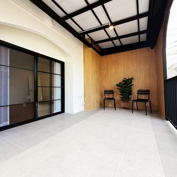 บ้านกลางเมือง พระราม 9 ซ.43, Bangkok, Suan Luang, Suan Luang, Bangkok, 4 Bedrooms, 190 sqm, Townhouse For Sale, by AJHOMECENTER - คุณแบงค์, 500220556 - DDproperty.com