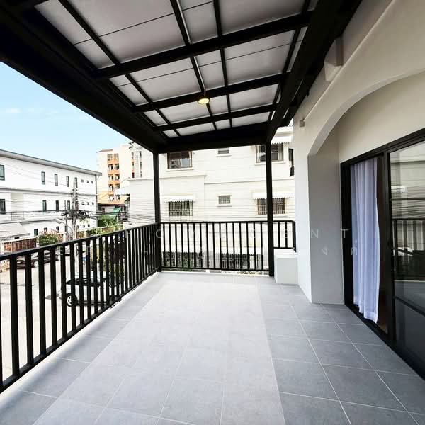 บ้านกลางเมือง พระราม 9 ซ.43, Bangkok, Suan Luang, Suan Luang, Bangkok, 4 Bedrooms, 190 sqm, Townhouse For Sale, by AJHOMECENTER - คุณแบงค์, 500220556 - DDproperty.com