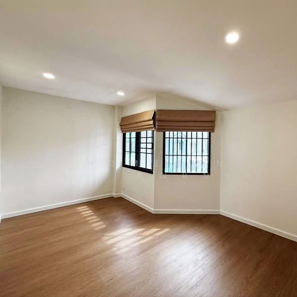 บ้านกลางเมือง พระราม 9 ซ.43, Bangkok, Suan Luang, Suan Luang, Bangkok, 4 Bedrooms, 190 sqm, Townhouse For Sale, by AJHOMECENTER - คุณแบงค์, 500220556 - DDproperty.com