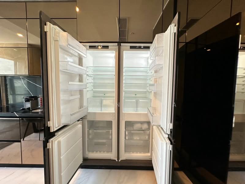 The Esse Sukhumvit 36, Bangkok, Soi Sukhumvit 36, Sukhumvit Road, Phra Kanong, Khlong Toei, Bangkok, 2 Bedrooms, 32 sqm, Condo For Rent, by Prem Narula, 500220564 - DDproperty.com