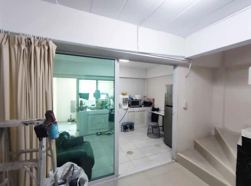 อาคารพาณิชย์ 3.5 ชั้น 2 คูหา แบ่งขายได้ หมู่บ้านโฮมเซ็นเตอร์ สายไหม, Bangkok, Sai Mai, Sai Mai, Bangkok, , 350 sqm, Shophouse For Sale, by กรณวัสส์ กัณฑวัสส์วงส์, 500220593 - DDproperty.com