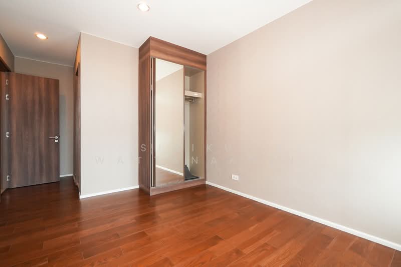 Menam Residences, Bangkok, 2088 Charoenkrung Road, Wat Prayakrai, Bang Kho Laem, Bangkok, 3 Bedrooms, 160 sqm, Condo For Sale, by Sirikul Wattanakorn, 500220596 - DDproperty.com