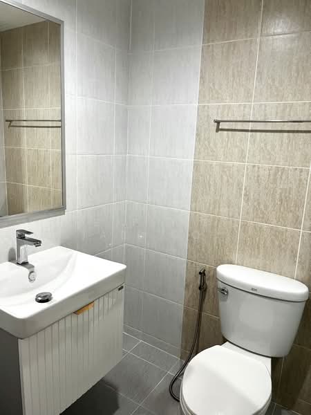 Lumpini Ville Sukhumvit 77, Bangkok, Sukhumvit 77 Road, Suan Luang, Suan Luang, Bangkok, 1 Bedroom, 30 sqm, Condo For Sale, by Super B Estate Co., Ltd, 500220604 - DDproperty.com