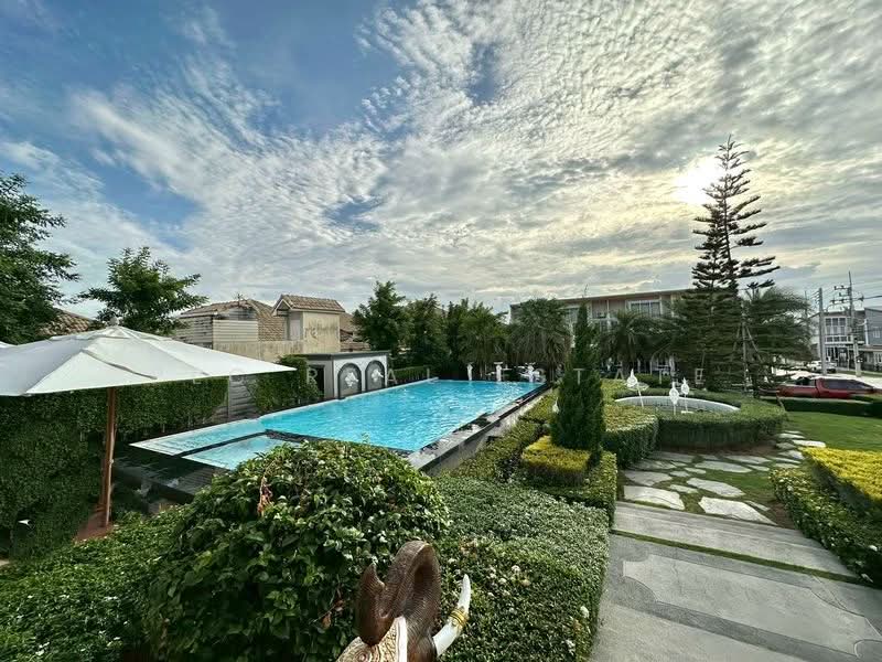 4 Bedroom Townhouse for Sale in East Pattaya, Chon Buri (Pattaya), Bang Lamung, Bang Lamung (Pattaya), Chon Buri (Pattaya), 4 Bedrooms, 70 sqm, Townhouse For Sale, by PLC real estate, 500220611 - DDproperty.com