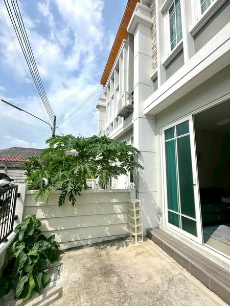 4 Bedroom Townhouse for Sale in East Pattaya, Chon Buri (Pattaya), Bang Lamung, Bang Lamung (Pattaya), Chon Buri (Pattaya), 4 Bedrooms, 70 sqm, Townhouse For Sale, by PLC real estate, 500220611 - DDproperty.com