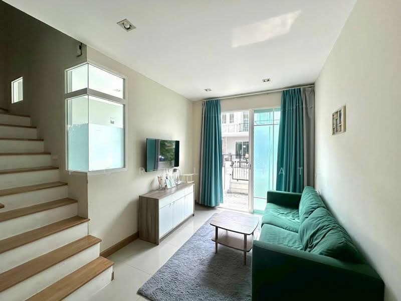 4 Bedroom Townhouse for Sale in East Pattaya, Chon Buri (Pattaya), Bang Lamung, Bang Lamung (Pattaya), Chon Buri (Pattaya), 4 Bedrooms, 70 sqm, Townhouse For Sale, by PLC real estate, 500220611 - DDproperty.com