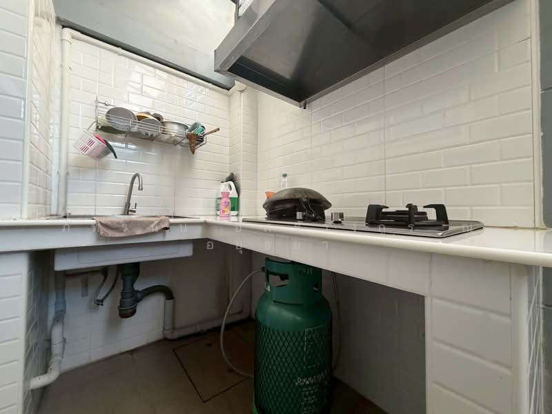 อาคารพาณิชย์ 3.5 ชั้น ซอยวัดพระเงิน ถนนบางม่วง-บางคูลัด ตำบลบางม่วง อำเภอบางใหญ่ จังหวัดนนทบุรี, Nonthaburi, Bang Muang, Bang Yai, Nonthaburi, , 120 sqm, Shophouse For Sale, by ภัทรนัน อิศรางกูร ณ อยุธยา, 500220613 - DDproperty.com