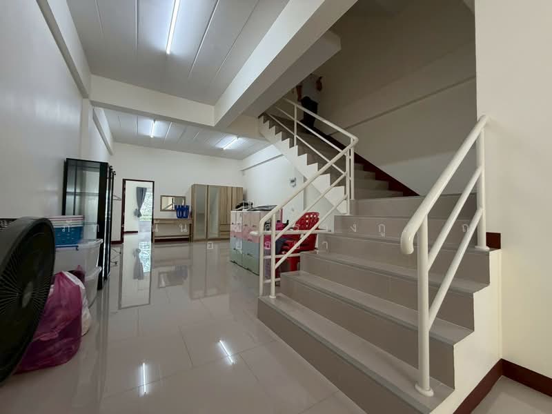 อาคารพาณิชย์ 3.5 ชั้น ซอยวัดพระเงิน ถนนบางม่วง-บางคูลัด ตำบลบางม่วง อำเภอบางใหญ่ จังหวัดนนทบุรี, Nonthaburi, Bang Muang, Bang Yai, Nonthaburi, , 120 sqm, Shophouse For Sale, by ภัทรนัน อิศรางกูร ณ อยุธยา, 500220613 - DDproperty.com